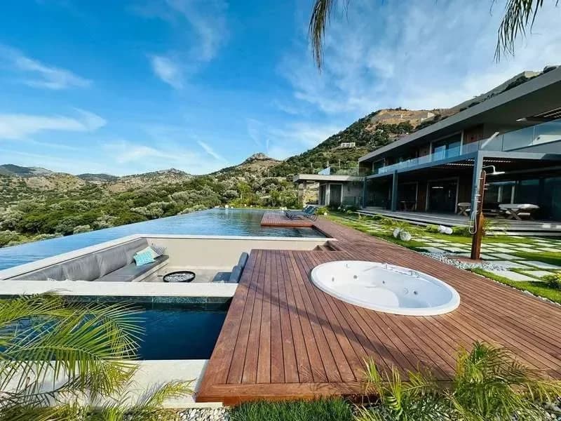 Luxurious Modern Mansion with Olympic Pool in Yalıkavak, Bodrum — photo 2