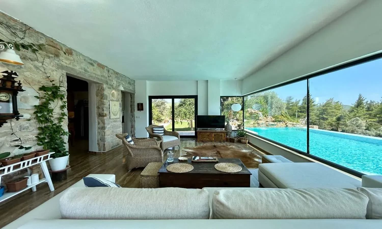 Exclusive Stone Villa on 26 Dönüm Land in Bodrum Kumköy — photo 5
