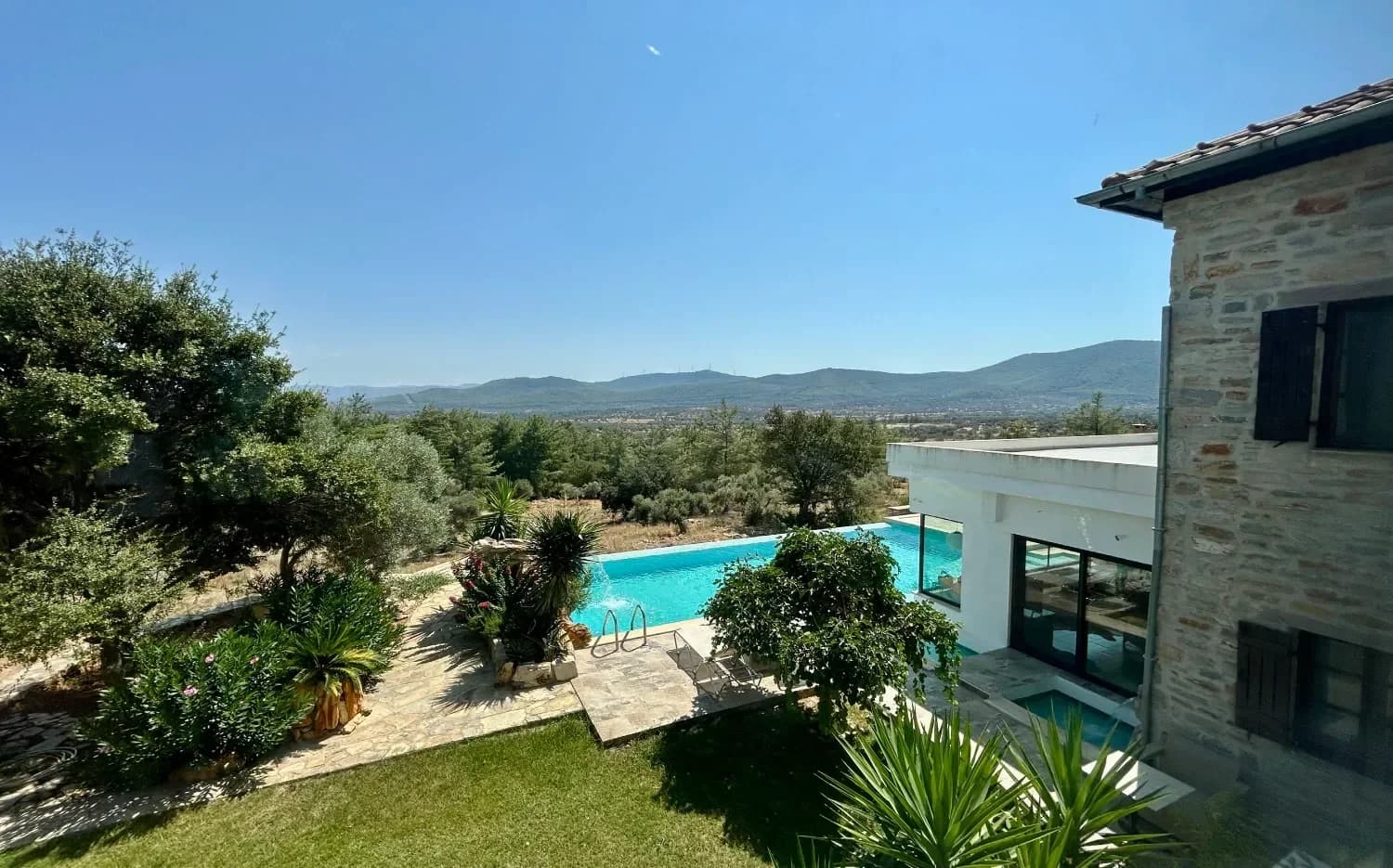 Exclusive Stone Villa on 26 Dönüm Land in Bodrum Kumköy — photo 3