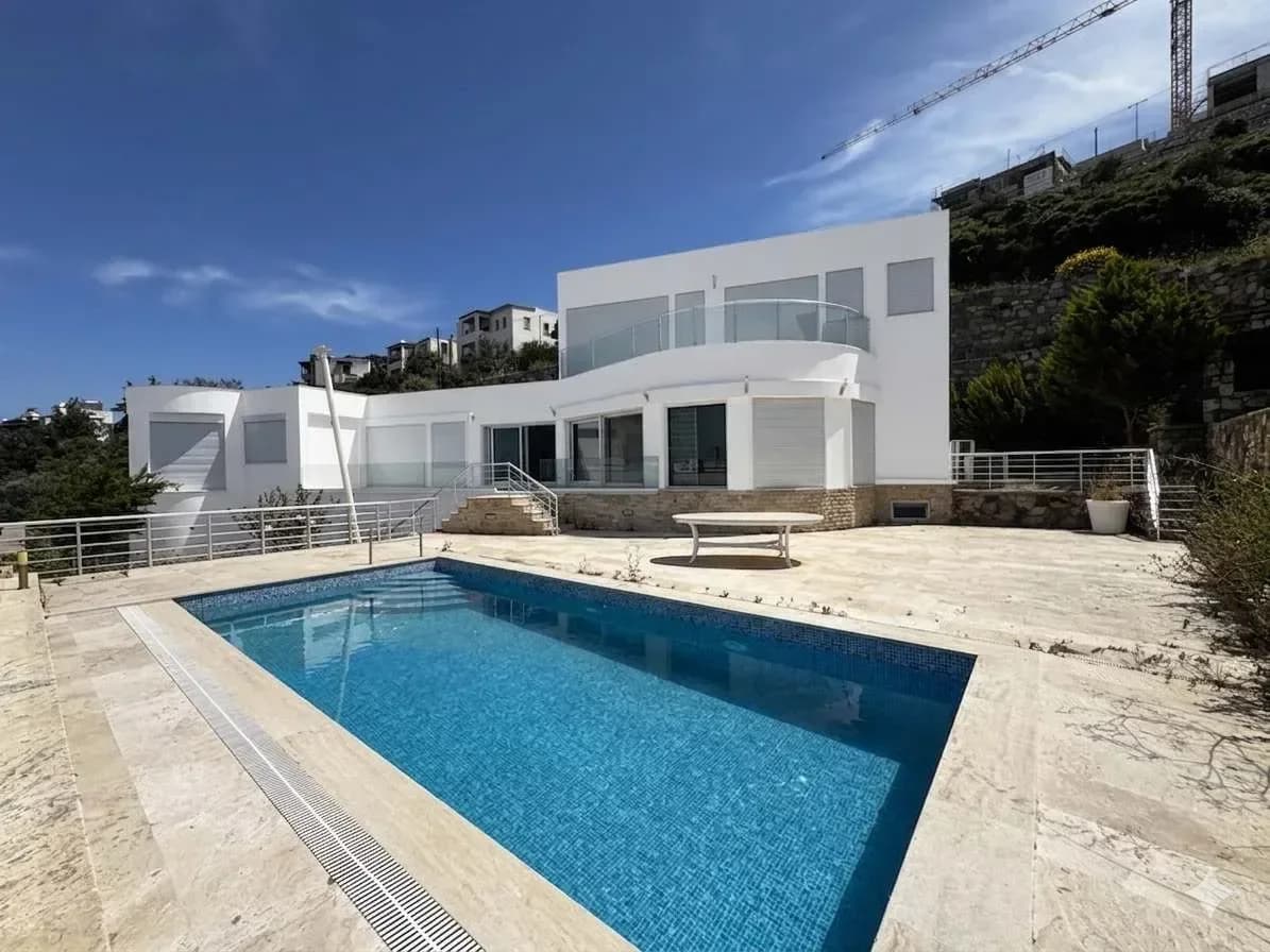 Exclusive Mansion in Yalıkavak with Sea & Marina Views and Expansion Potential — photo 2