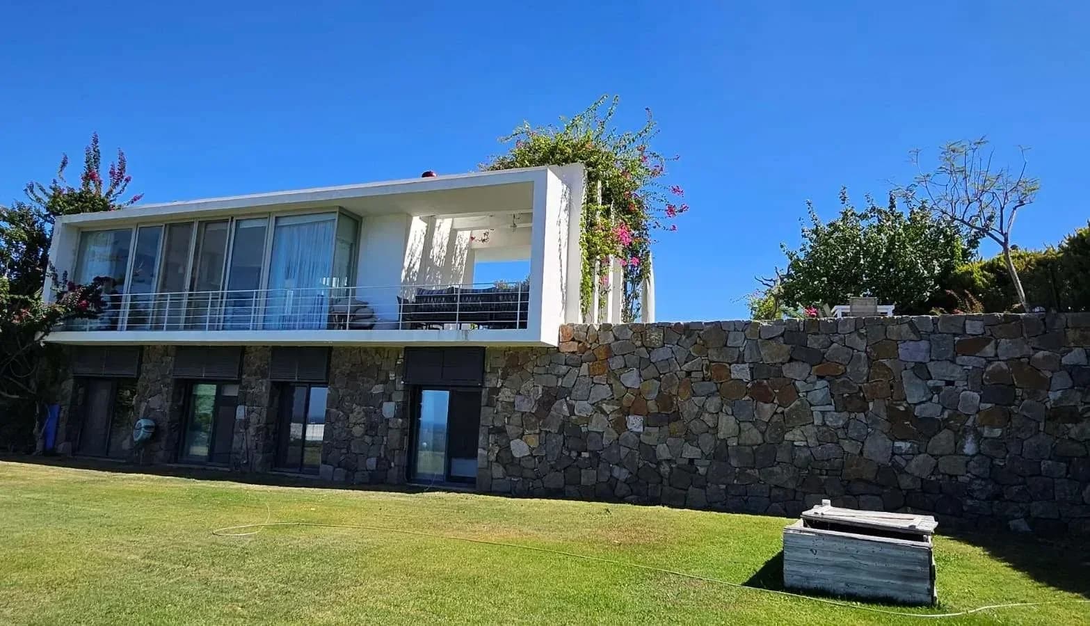 Exclusive 4+1 Villa with Private Pool and Panoramic Sea Views in Yalıkavak — photo 6