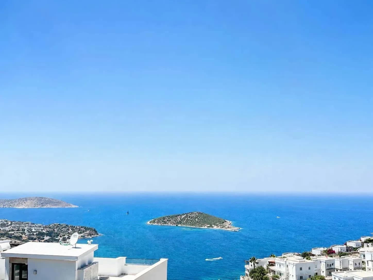 Luxurious 4+1 Duplex Villa with Private Pool and Sea Views in Yalıkavak Geriş — photo 2