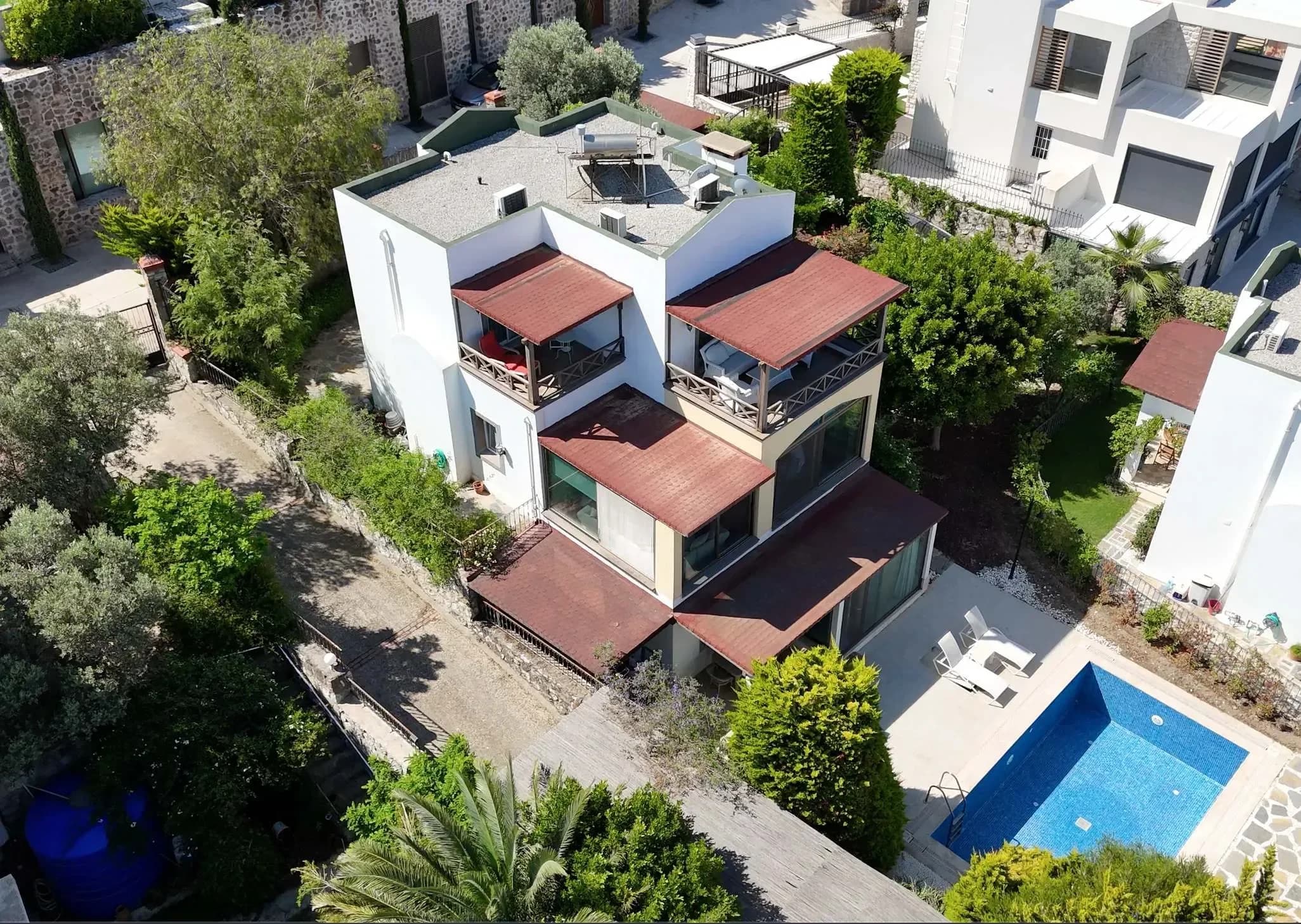 Exclusive 4+2 Villa with Panoramic Sea Views and Private Beach Access in Yalıkavak — photo 2